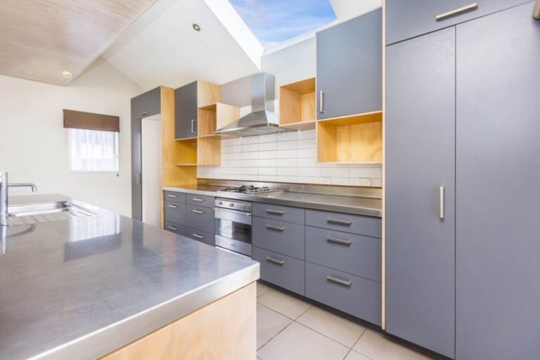 Photo of property in 869b High Street, Boulcott, Lower Hutt, 5011