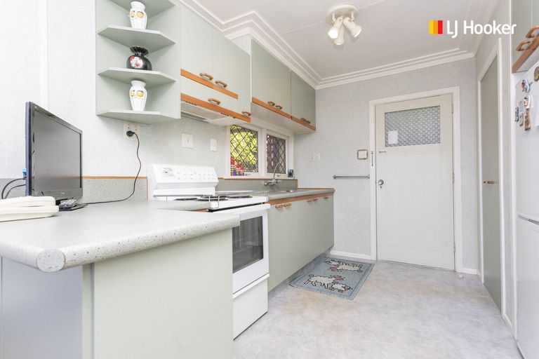 Photo of property in 12 Cross Street, Mornington, Dunedin, 9011