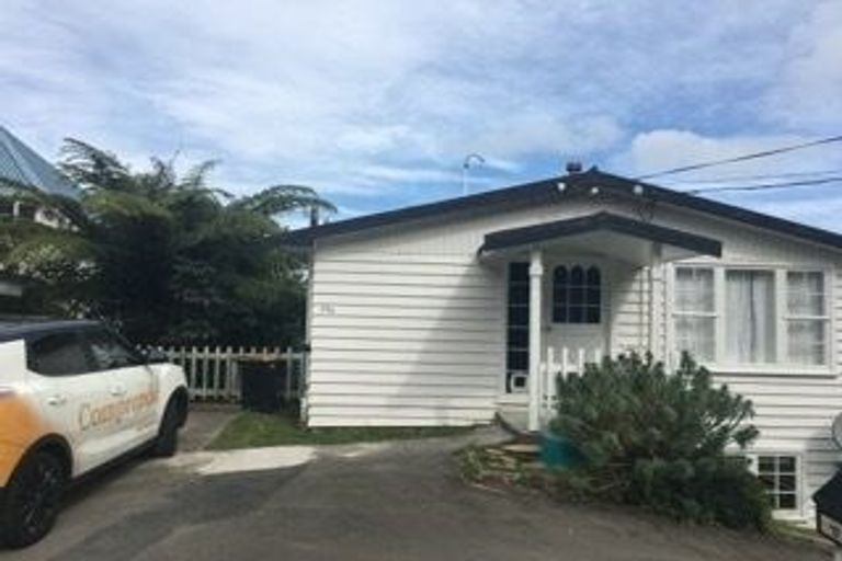 Photo of property in 77a Chamberlain Road, Karori, Wellington, 6012