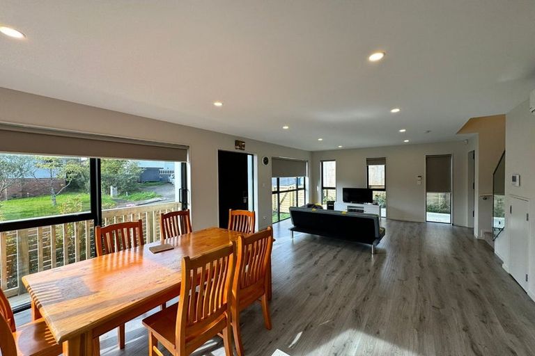 Photo of property in 6a Blenheim Street, Glenfield, Auckland, 0629