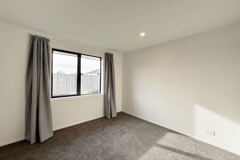 Photo of property in 5 Peak Lane, Halswell, 8025