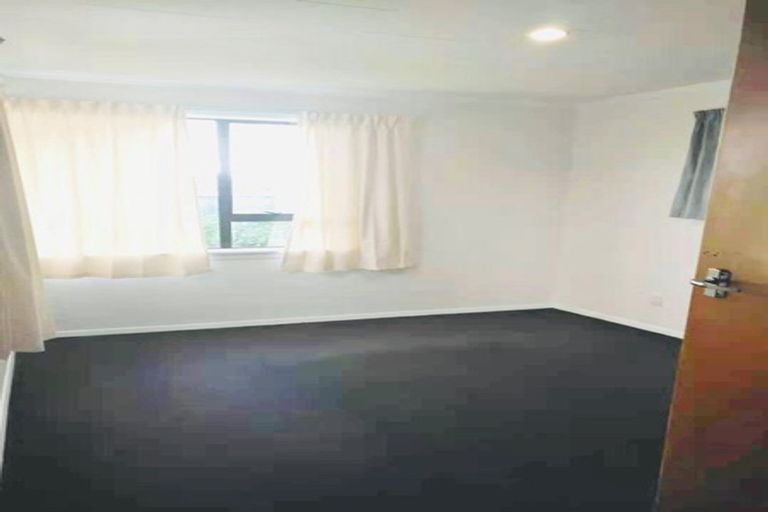 Photo of property in 3 Betwin Avenue, Sockburn, Christchurch, 8042