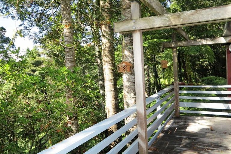 Photo of property in 52 Park Hill Road, Birkenhead, Auckland, 0626