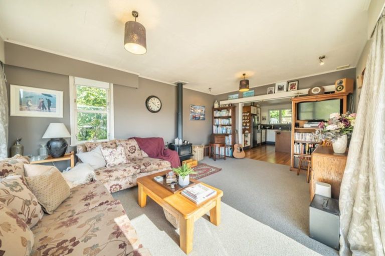 Photo of property in 121 Wainuiomata Road, Wainuiomata, Lower Hutt, 5014