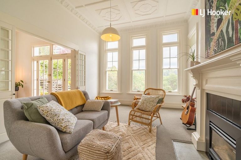 Photo of property in 47 Easther Crescent, Kew, Dunedin, 9012