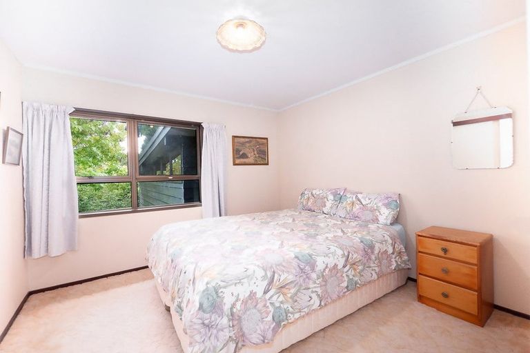 Photo of property in 1/7 Alston Avenue, Kelston, Auckland, 0602