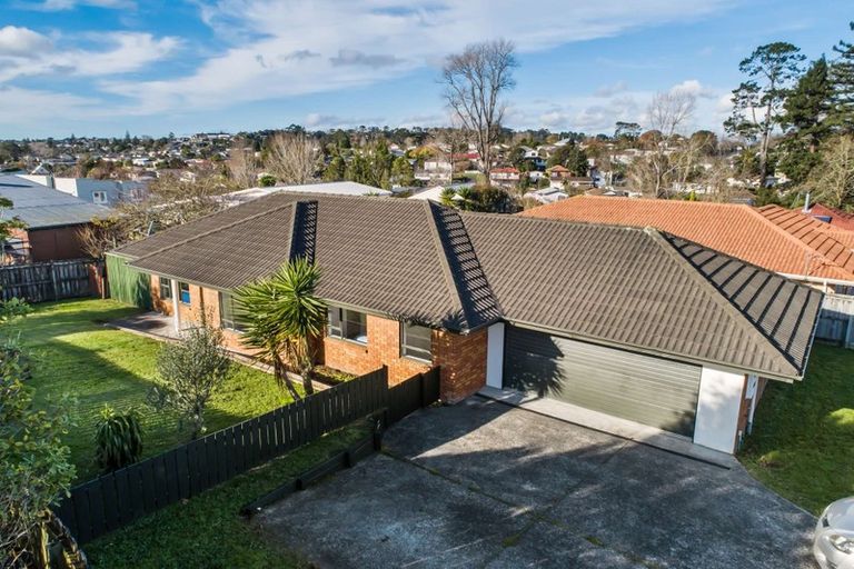 Photo of property in 32 Legacy Drive, Henderson, Auckland, 0612