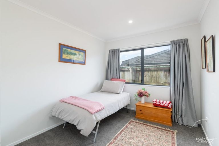 Photo of property in 19 Kelso Grove, Kelson, Lower Hutt, 5010