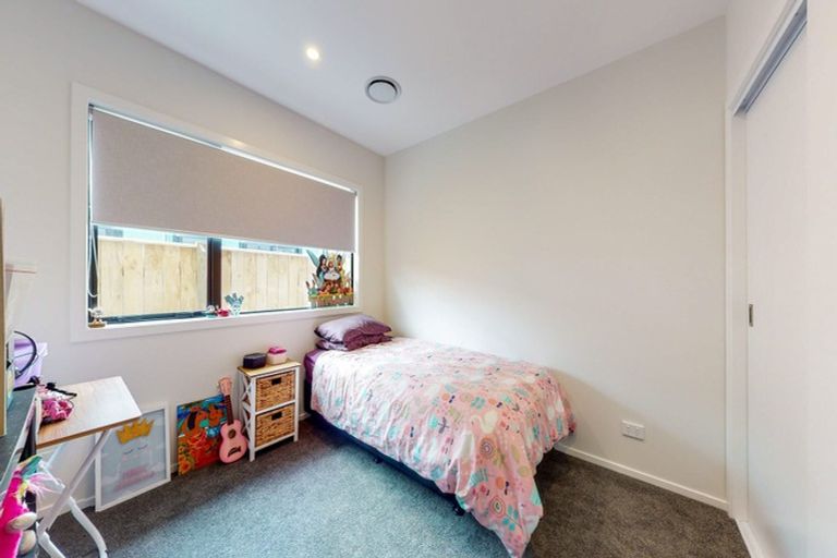 Photo of property in 23 Queen Charlotte Drive, Aotea, Porirua, 5024
