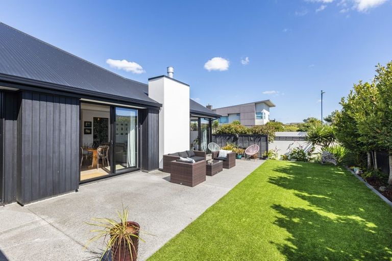 Photo of property in 86 Aston Drive, Waimairi Beach, Christchurch, 8083