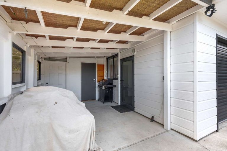 Photo of property in 9a Robinson Avenue, Holdens Bay, Rotorua, 3010