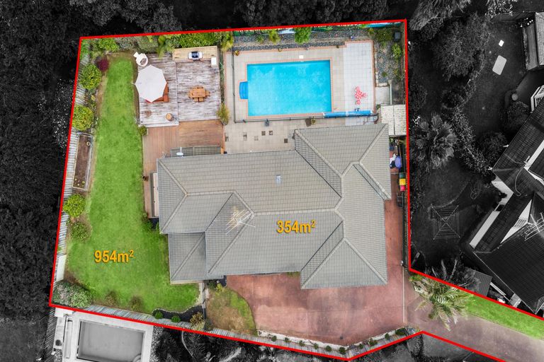 Photo of property in 17 Mull Place, Wattle Downs, Auckland, 2103