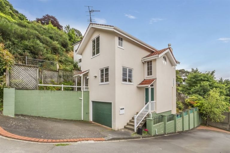 Photo of property in 8 Kilmister Avenue, Thorndon, Wellington, 6011