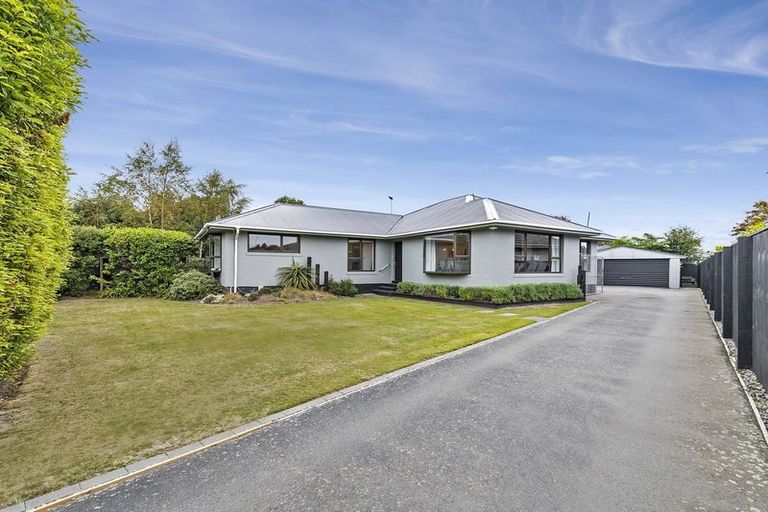 Photo of property in 194 Springs Road, Hornby, Christchurch, 8042
