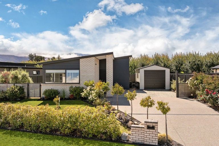 Photo of property in 17 Guano Crescent, Cromwell, 9310