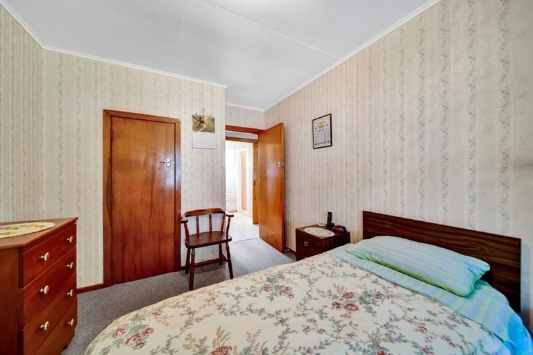 Photo of property in 117h Seaview Road, Westown, New Plymouth, 4310