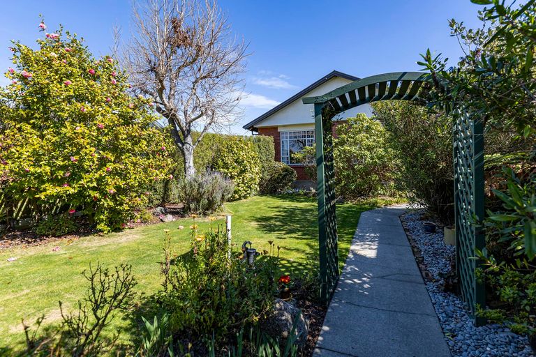 Photo of property in 54a Avenue Road, West End, Timaru, 7910