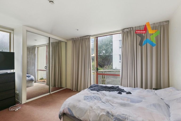 Photo of property in Sirocco Apartments, 802/8 Church Street, Wellington Central, Wellington, 6011