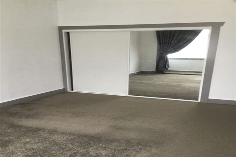 Photo of property in 1c Vanguard Road, Kelston, Auckland, 0602