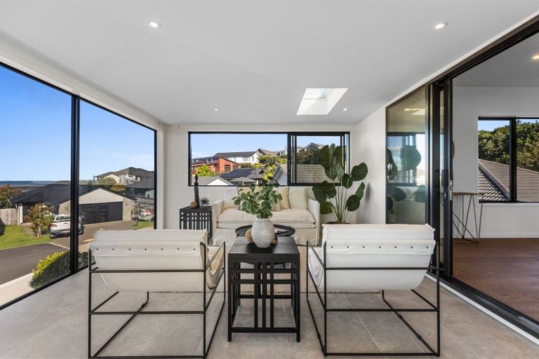 Photo of property in 10 Winspear Place, Omokoroa, 3114