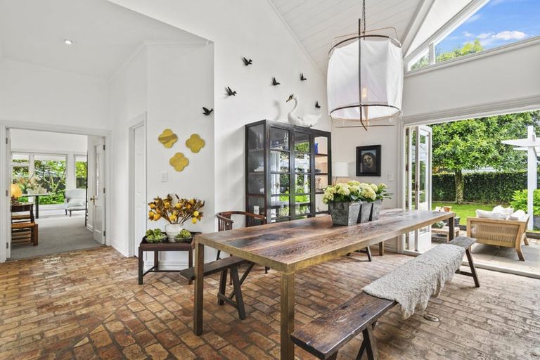 Photo of property in 49b Roland Road, Greenhithe, Auckland, 0632