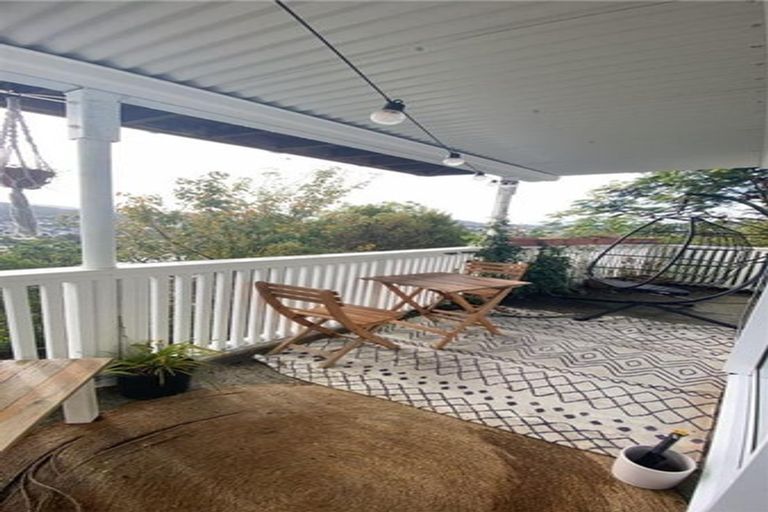 Photo of property in 38 Verviers Street, Karori, Wellington, 6012