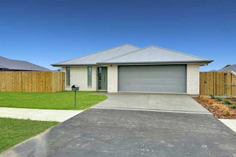 Photo of property in 23 Martini Avenue, Leeston, 7632
