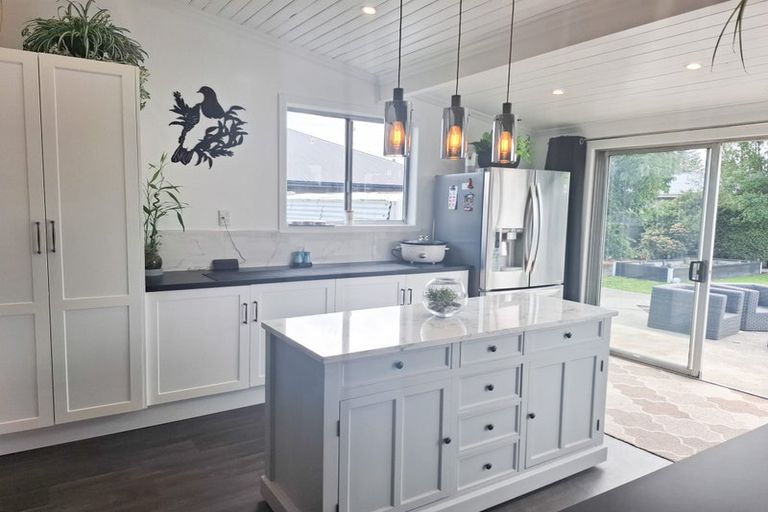 Photo of property in 17 Halton Street, East Gore, Gore, 9710