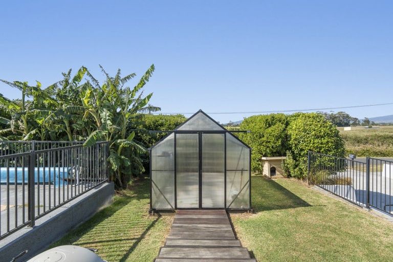 Photo of property in 255 Kaihihi Road, Okato, 4381