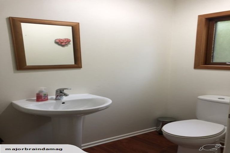 Photo of property in 201 Gills Road, Half Moon Bay, Auckland, 2014