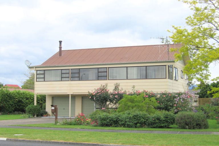 Photo of property in 10 Francis Drive, Katikati, 3129