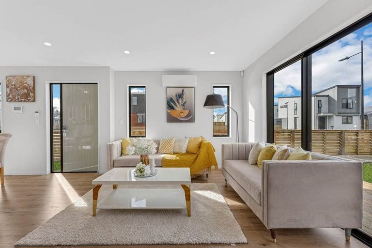 Photo of property in 20 Corporal Street, Papakura, 2110