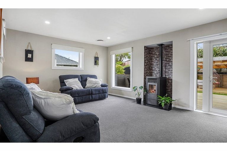 Photo of property in 18 Trina Place, Shirley, Christchurch, 8061