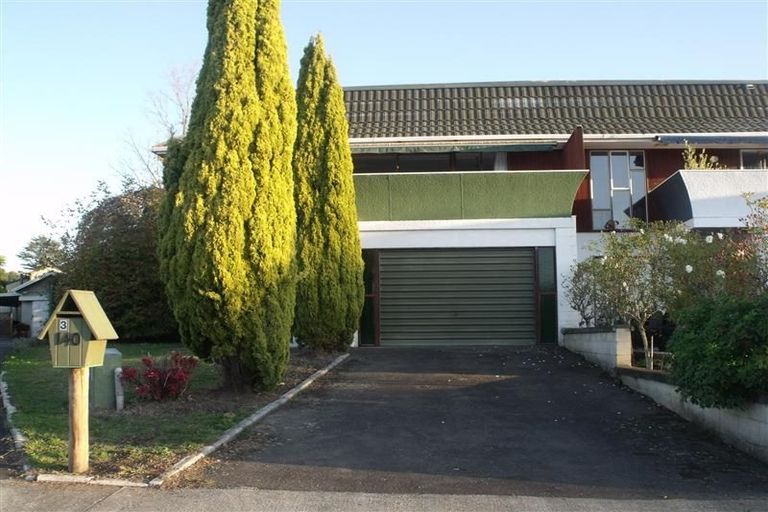 Photo of property in 140 Te Mata Road, Havelock North, 4130