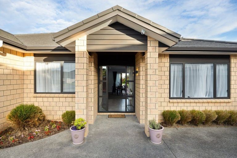 Photo of property in 7 Hampshire Court, Flagstaff, Hamilton, 3210