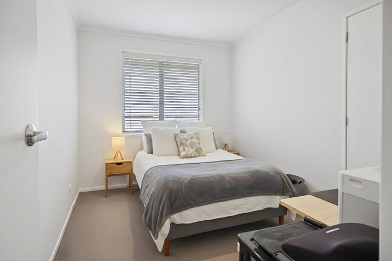 Photo of property in 5 Awa Avenue, Helensville, 0800