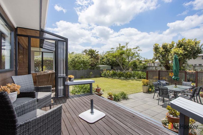 Photo of property in 10 Hereford Place, Waihi Beach, 3611