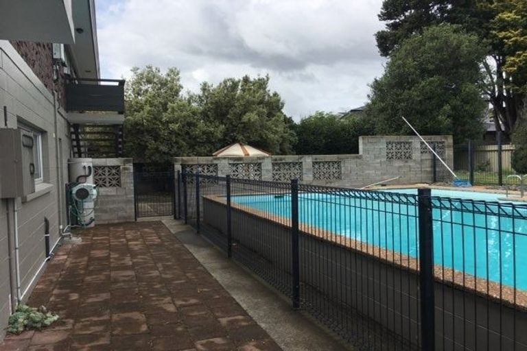 Photo of property in 13 Wilfred Street, St Andrews, Hamilton, 3200