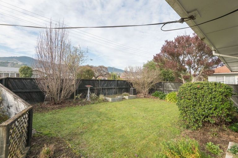 Photo of property in 1/40 Neale Avenue, Stoke, Nelson, 7011