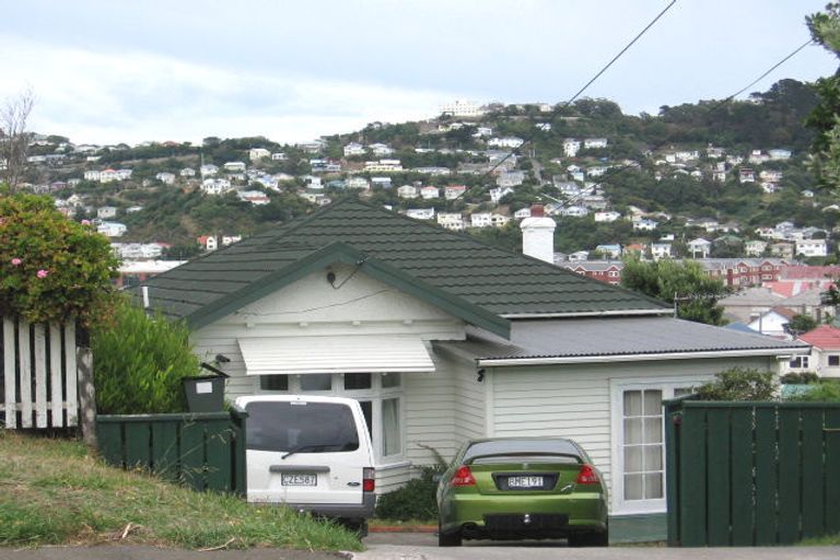 Photo of property in 34a Lonsdale Crescent, Rongotai, Wellington, 6022