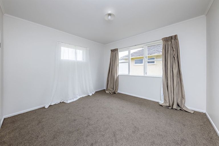 Photo of property in 10 Halswell Street, Mangere East, Auckland, 2024