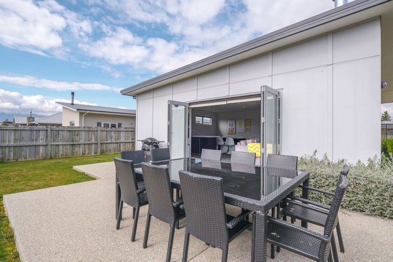 Photo of property in 60 Frye Crescent, Albert Town, Wanaka, 9305