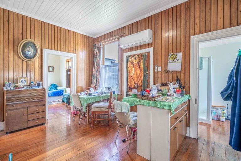 Photo of property in 24 Halton Street, East Gore, Gore, 9710