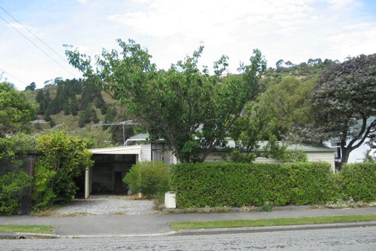 Photo of property in 17 Bay View Road, Moncks Bay, Christchurch, 8081