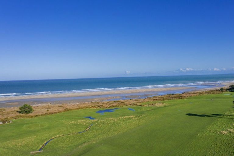 Photo of property in 79 Seaview Road, Herbertville, 4970