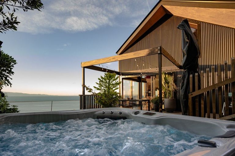 Photo of property in 46 Davies Drive, Atawhai, Nelson, 7010