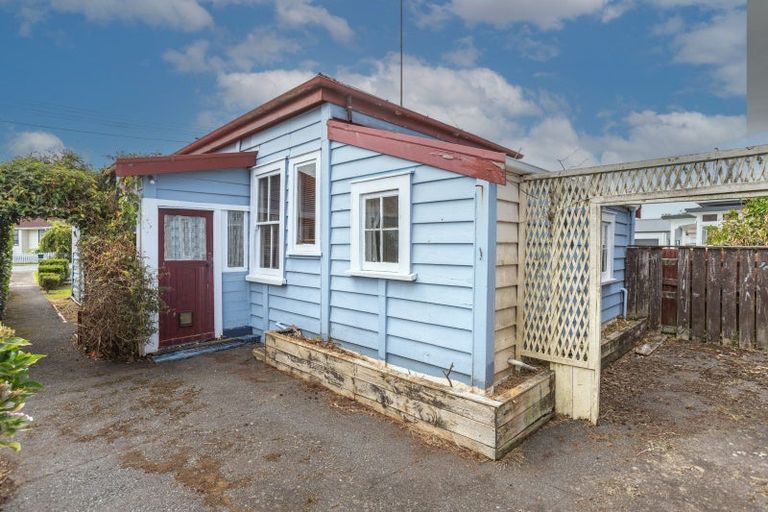 Photo of property in 10 Bradley Street, Paeroa, 3600