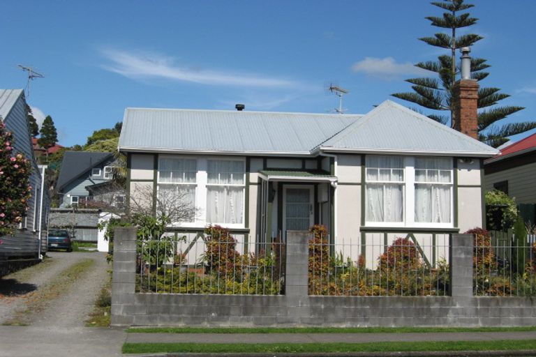 Photo of property in 94 Lemon Street, New Plymouth, 4312