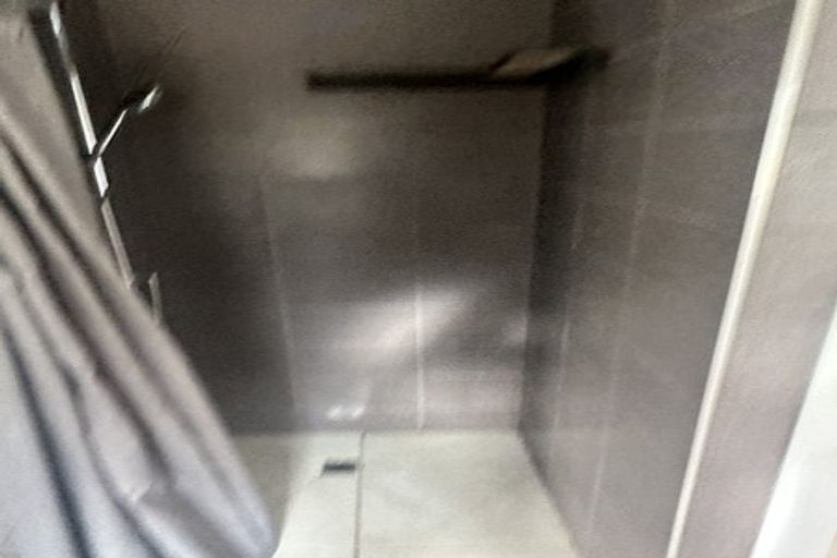 Photo of property in 12 Miller Road, Mangere Bridge, Auckland, 2022