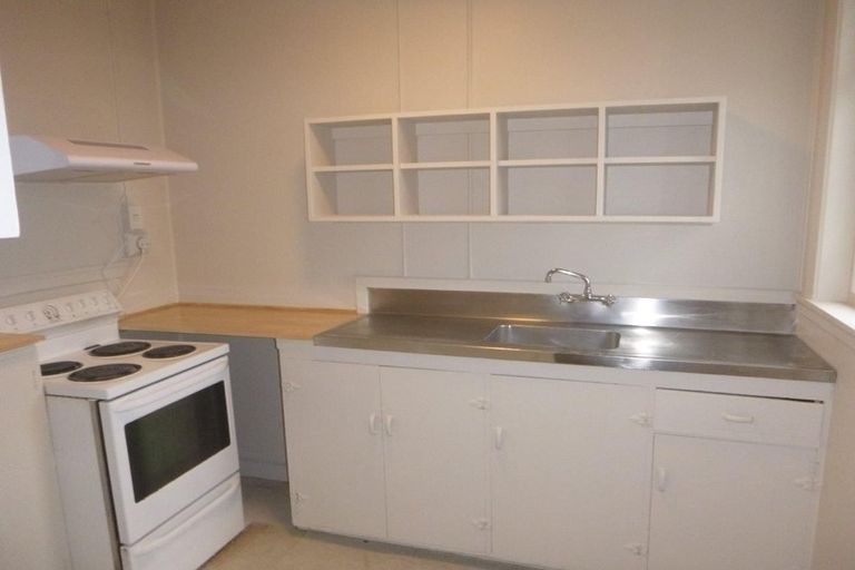 Photo of property in 64 Ross Street, Kilbirnie, Wellington, 6022